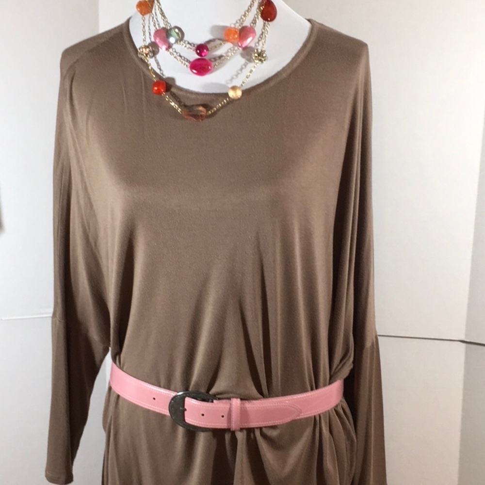 Avignon pink leather belt